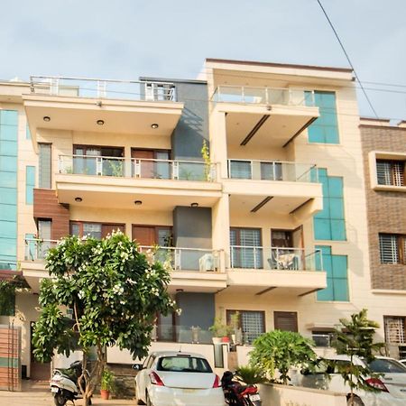 Fabhotel Mannat Residency Sec 52 Gurgaon Exterior foto