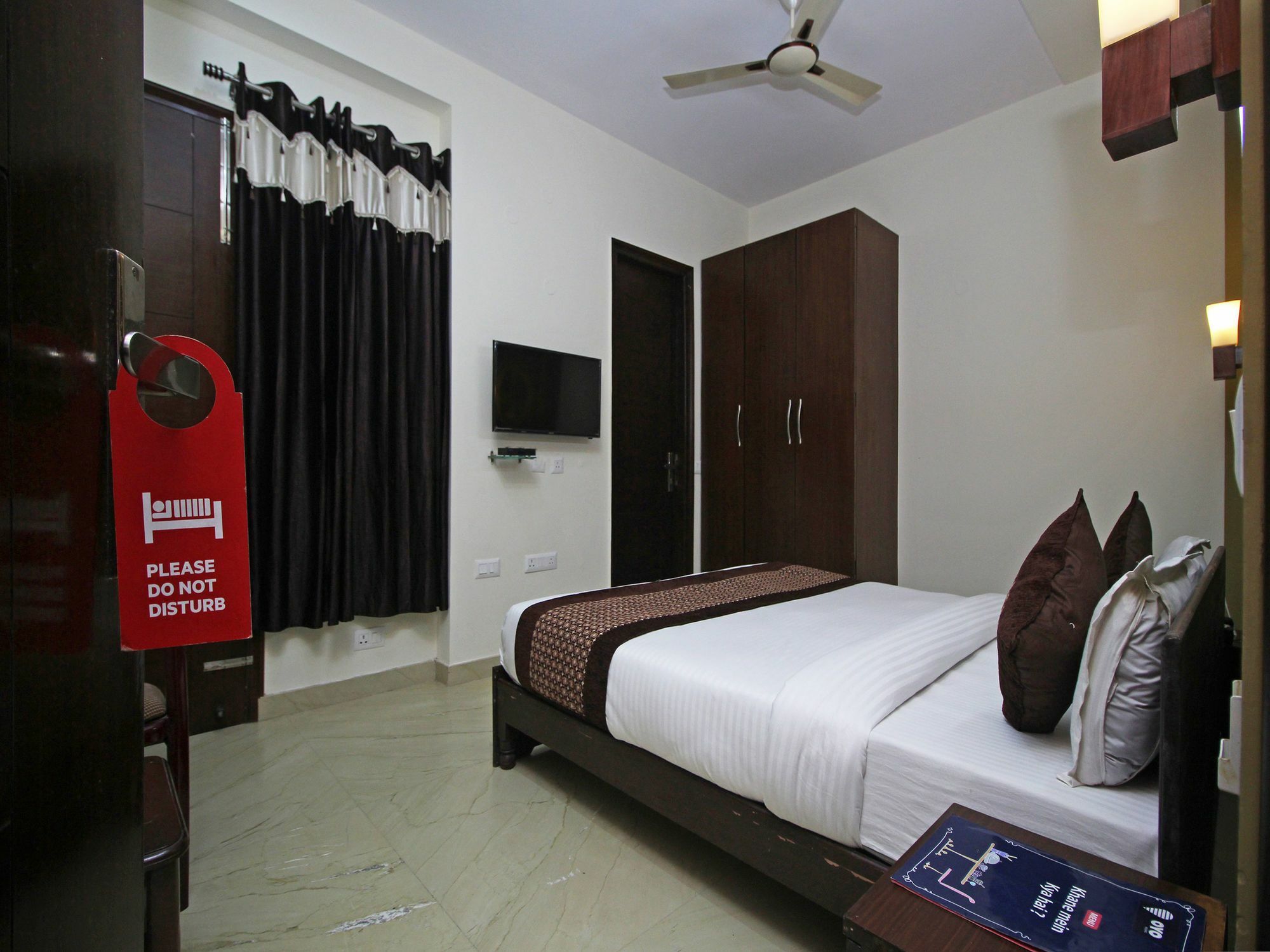 Fabhotel Mannat Residency Sec 52 Gurgaon Exterior foto
